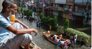 Floods in Bangladesh leave 5 dead, thousands stranded